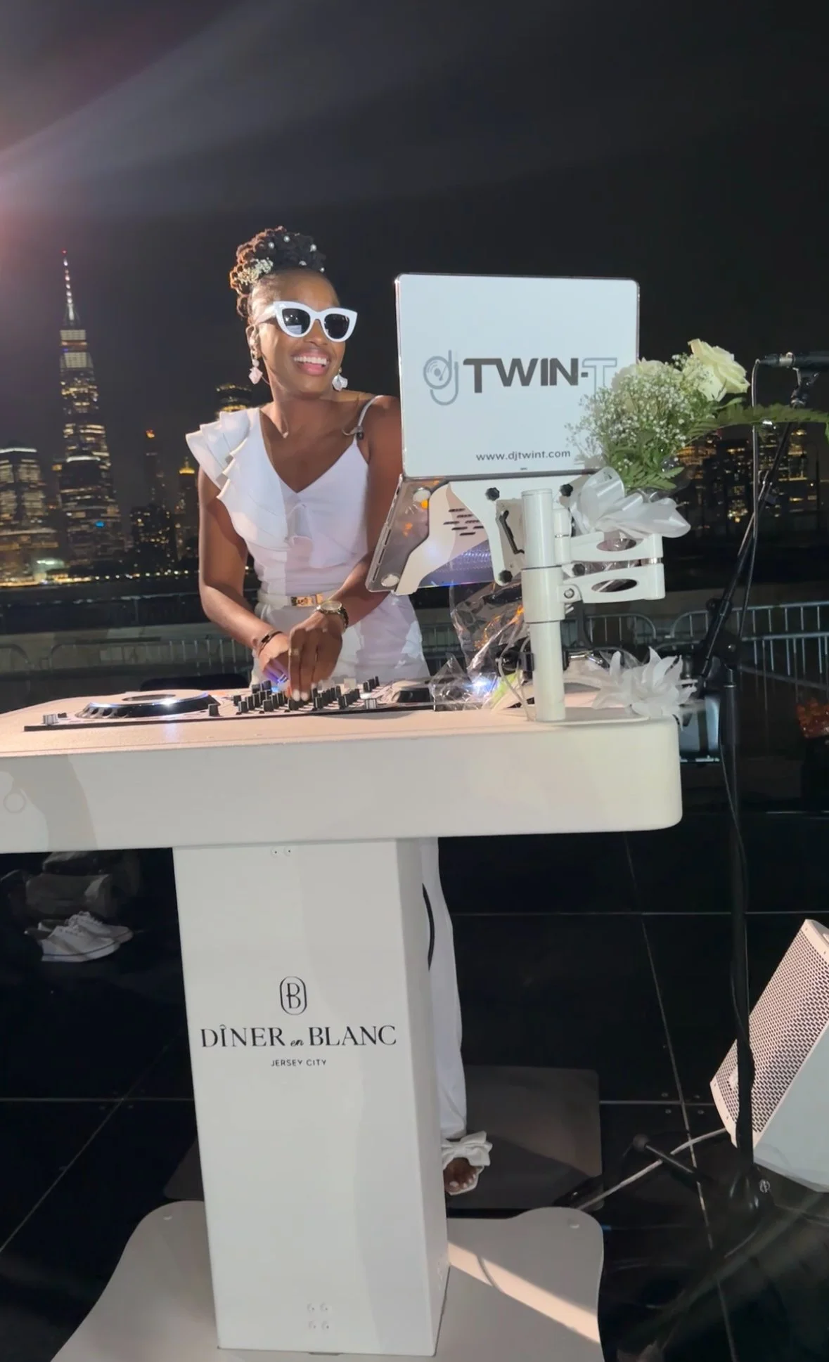 Diner en Blanc - Skyline.jpg