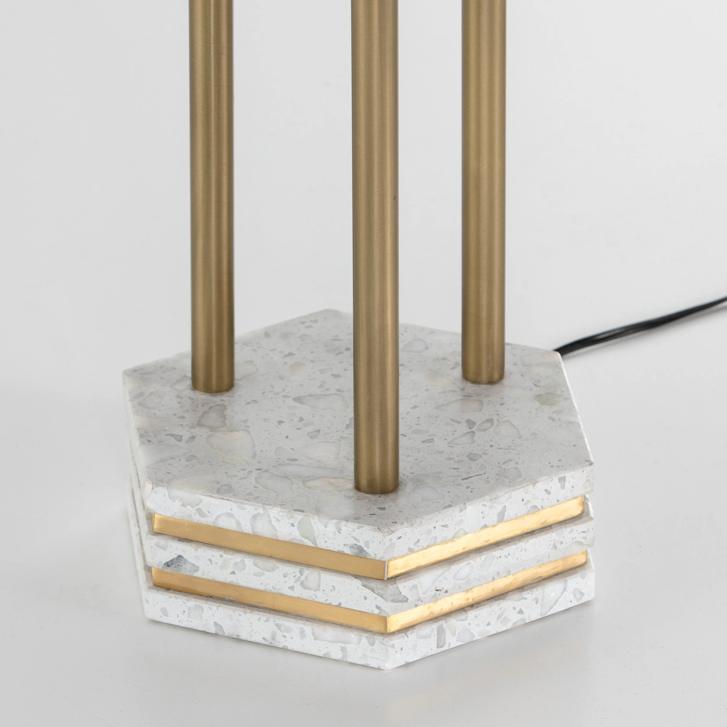 223742-002_DET_1.jpg