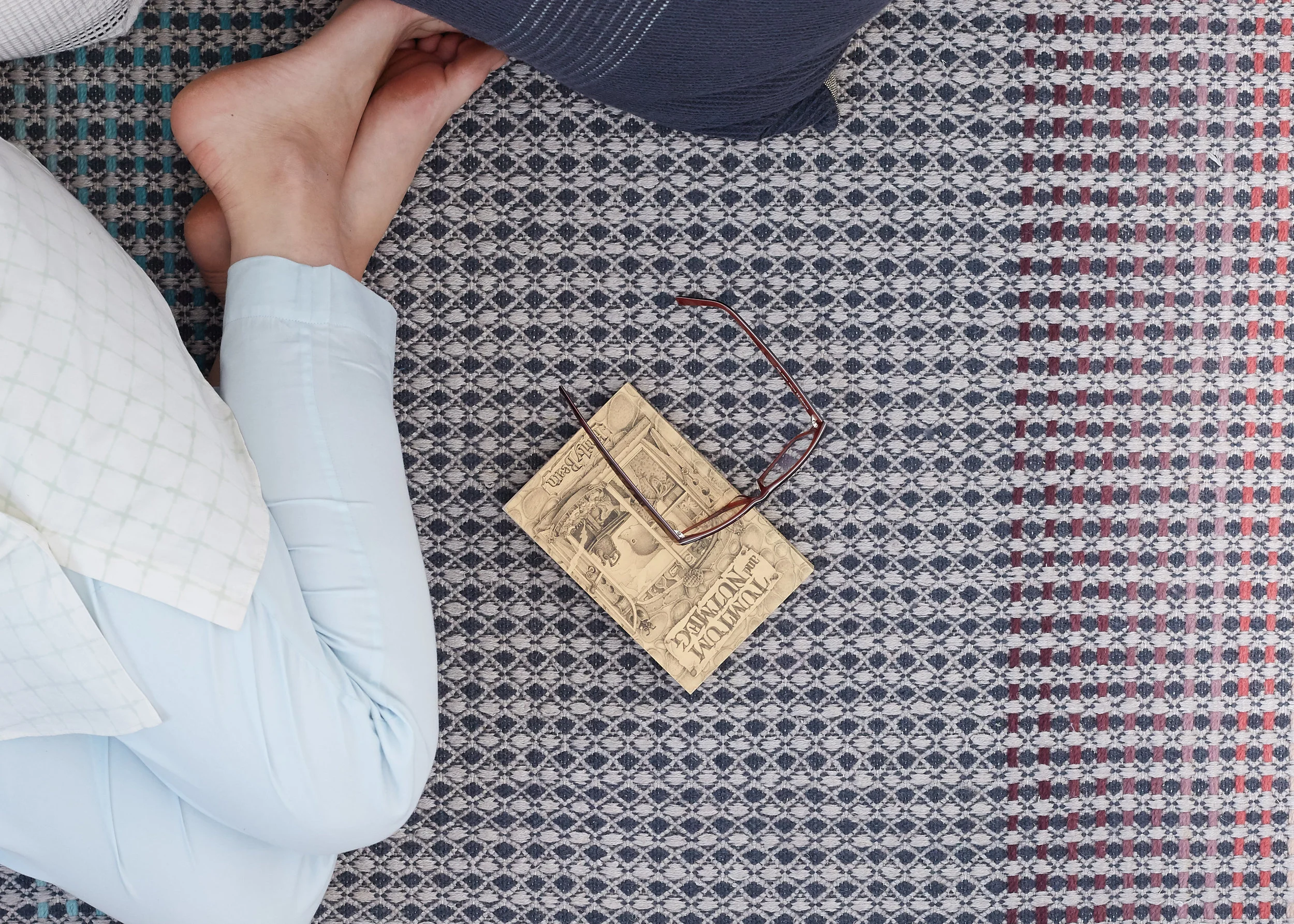 Versatile navy rug