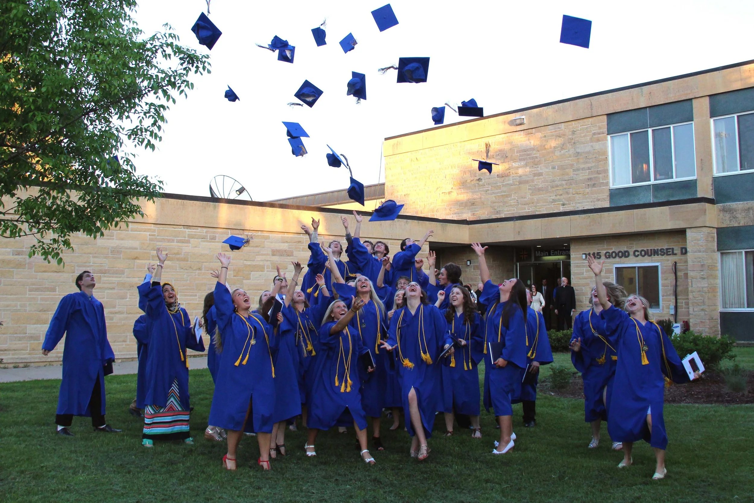 loy class of 14.jpeg