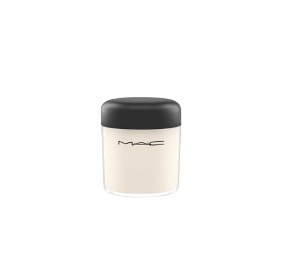 This was a long term project for Mac Cosmetics. It consisted of recreating all of their products in 3d for the site. I was responsible for modeling/lighting and texturing for these and many more products.
