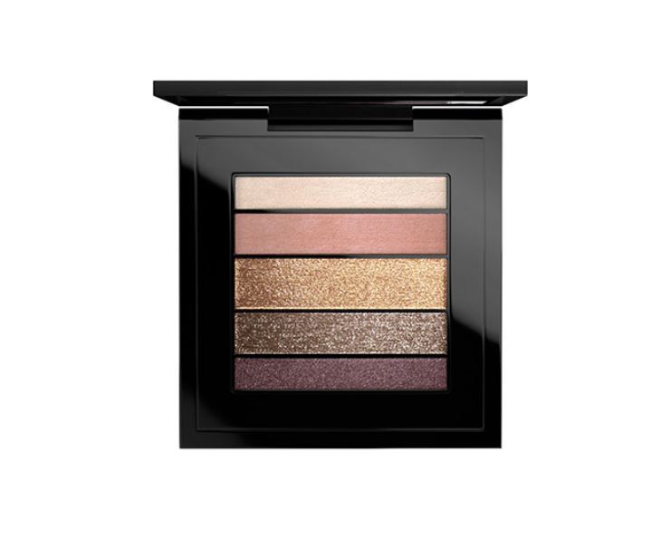 This was a long term project for Mac Cosmetics. It consisted of recreating all of their products in 3d for the site. I was responsible for modeling/lighting and texturing for these and many more products.