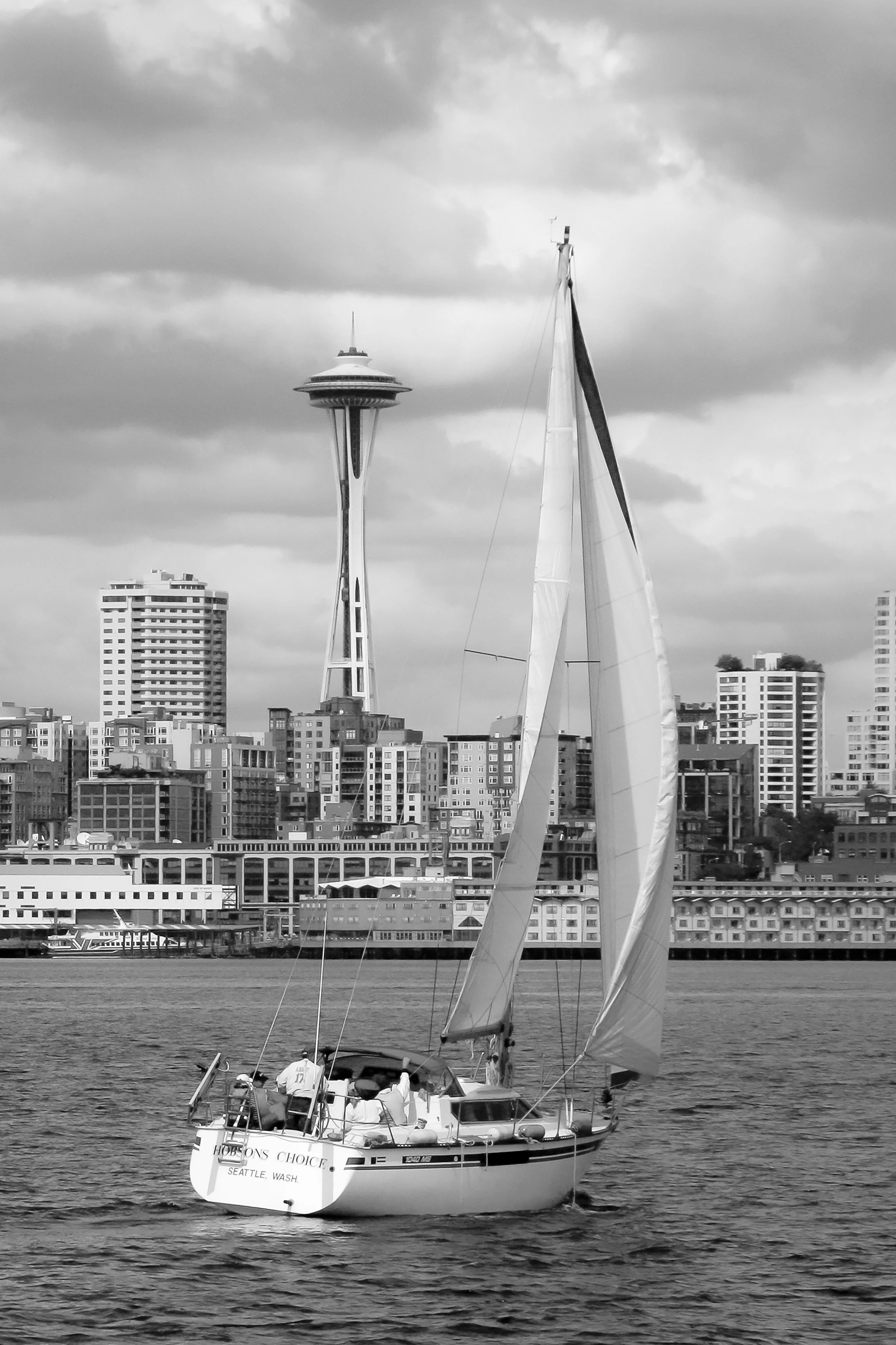 Sailboat_SpaceNeedle_15x10_Bmatte.jpg