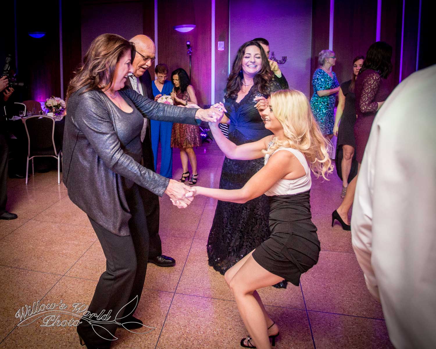 New Orleans Wedding Photos Messinas at the Terminal Willows World Photo-24.jpg