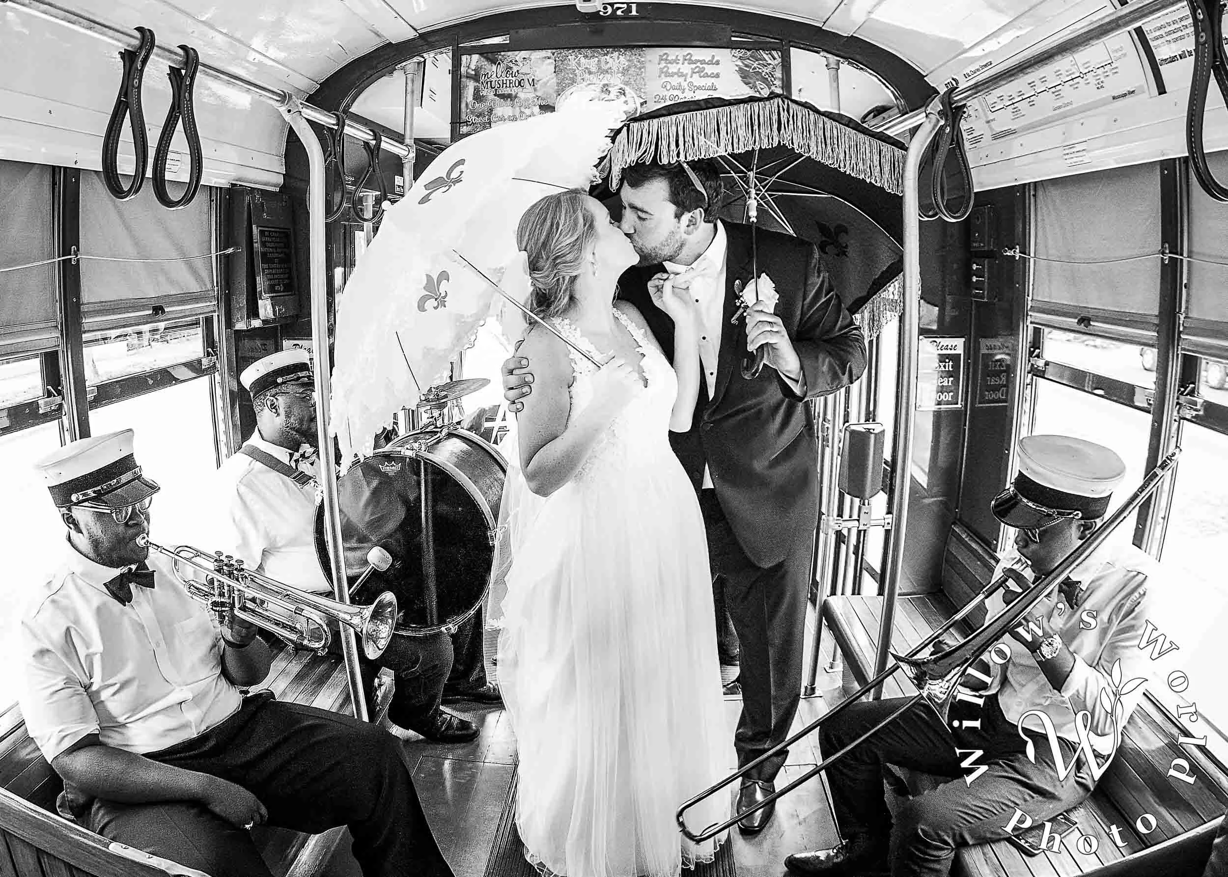 10-10-New-Orleans-Street-Car-French-Quarter-Wedding-Second-Line-Willows-World-Photo.jpg
