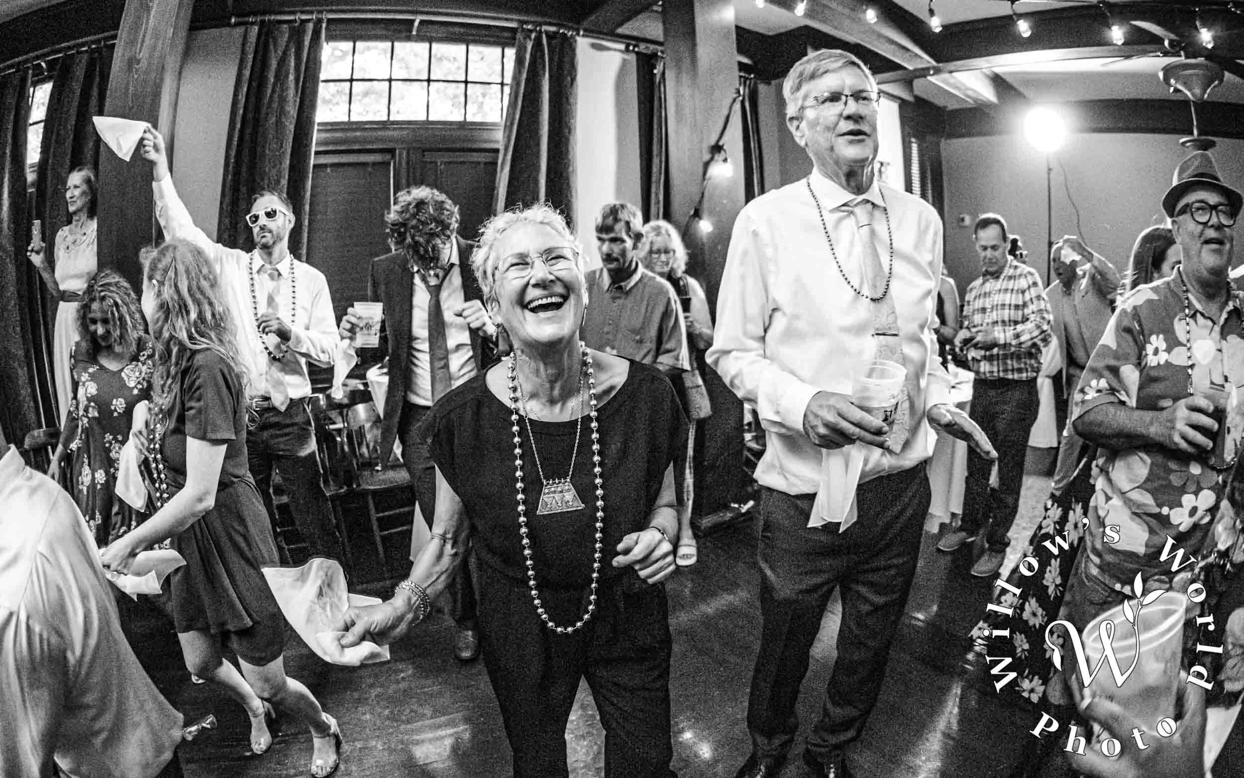 60-61-Round-Table-Club-Wedding-Second-Line-Willows-World-Photo.jpg