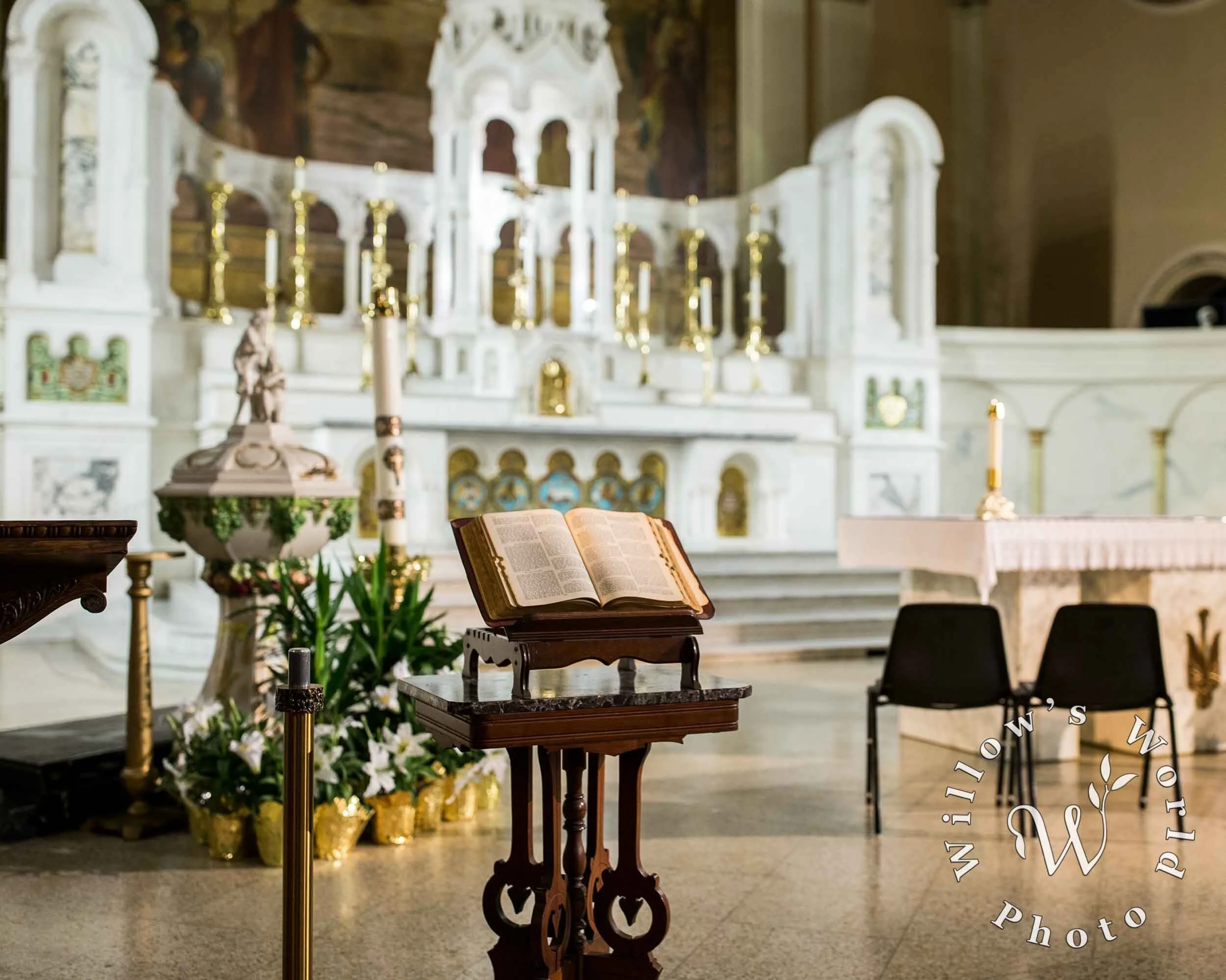 62-_Bible-in-Church-Willows-World-Photo.jpg
