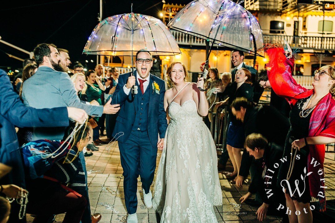 The #groom's handmade LED #WeddingParasols really kicked this awesome exit from Emily and Ben's @CreoleQueenNola Wedding up a notch!