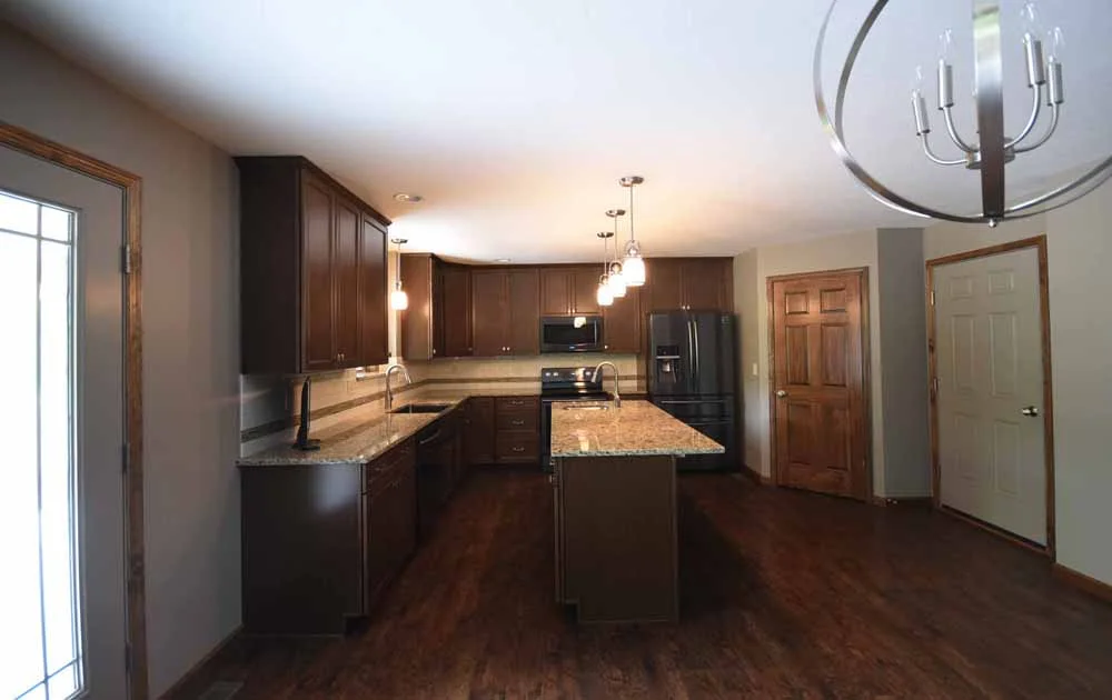 5kitchen.jpg