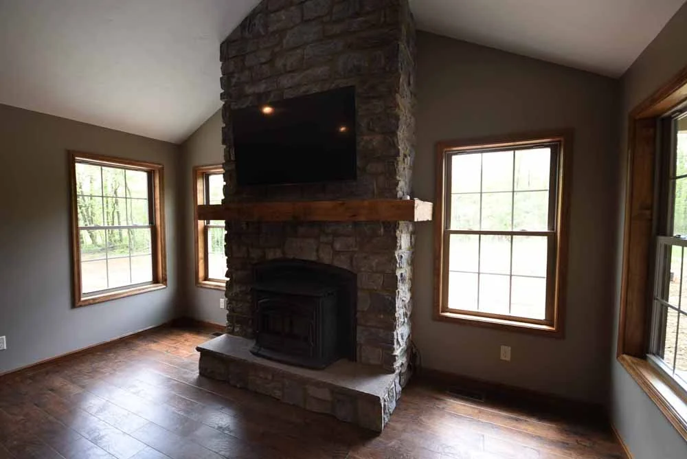 8familyroom.jpg
