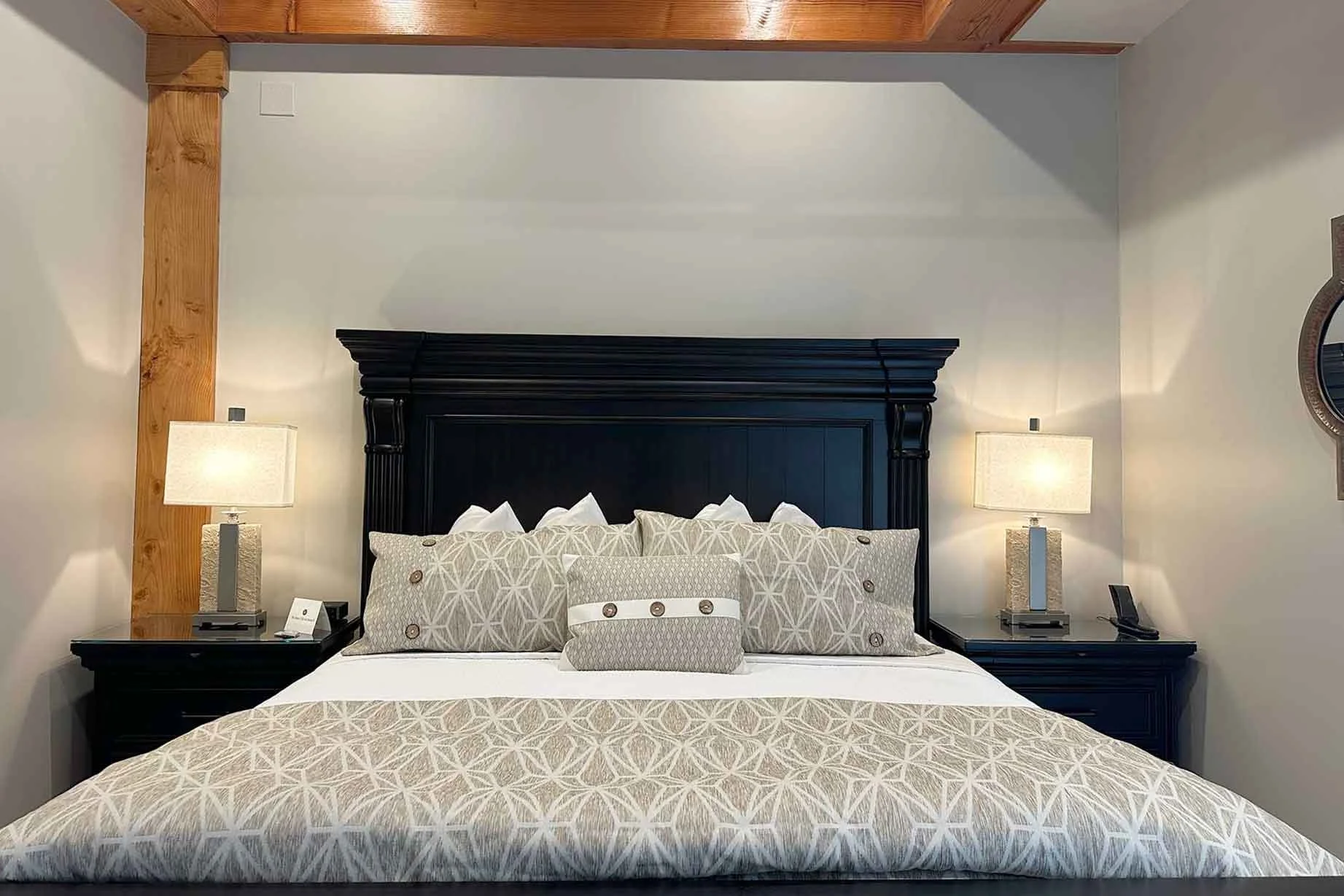 Luxury Hotel Mattress Supplier in USA