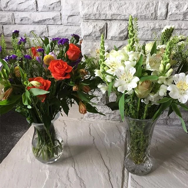 Look at these beauties 💐one bunch from hubby &amp; one from the in-laws for our anniversary the other day. Both from @bloomandwild which I absolutely love. The flowers arrive sleeping &amp; after a couple of days they start to come into their own &a