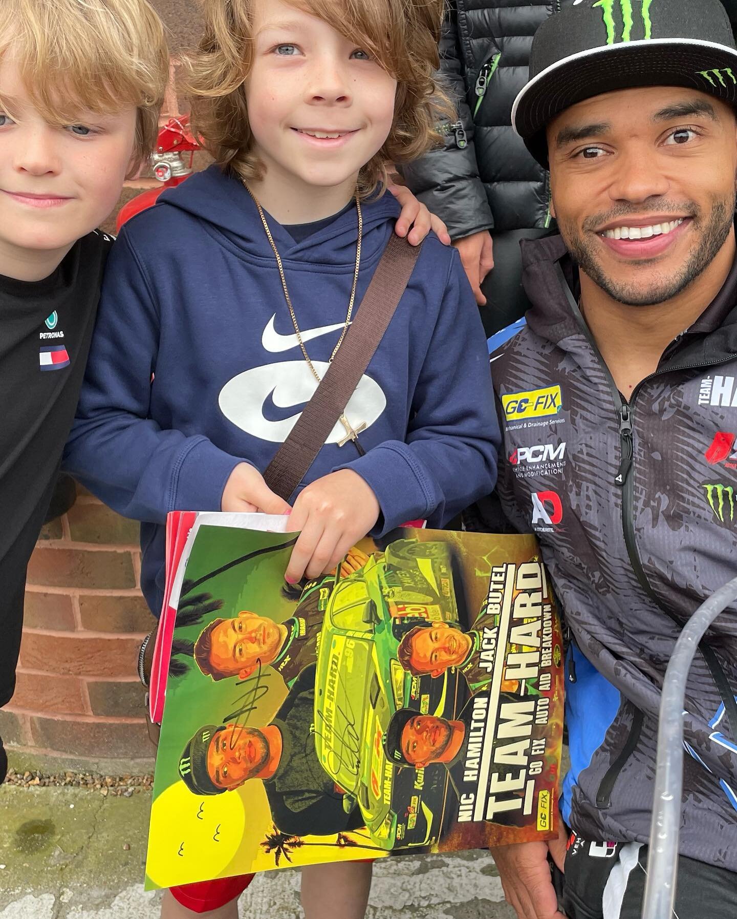 Fun day out @brandshatchofficial today with the smallest one &amp; his friend for BTCC Touring Cars. Jackson didn&rsquo;t know what to do with himself when he met @nicolashamilton, his favourite drivers brother!
Meeting almost all of the @porschecarr