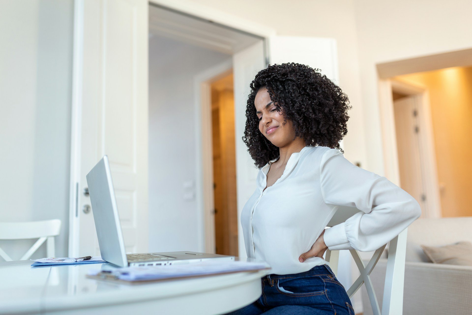 Spinal Health for Melbourne High-Pressure Careers: Travel-Day Routine