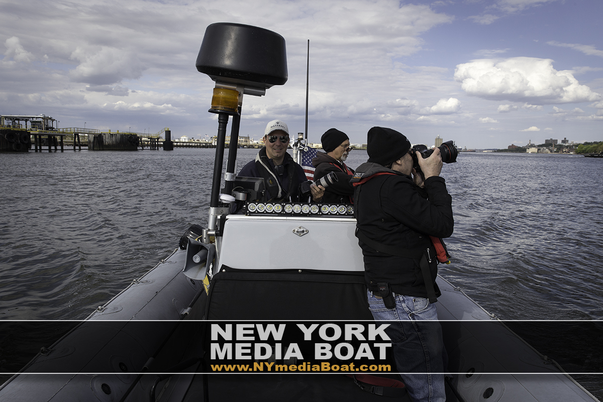 New_York_Media_Boat.jpg