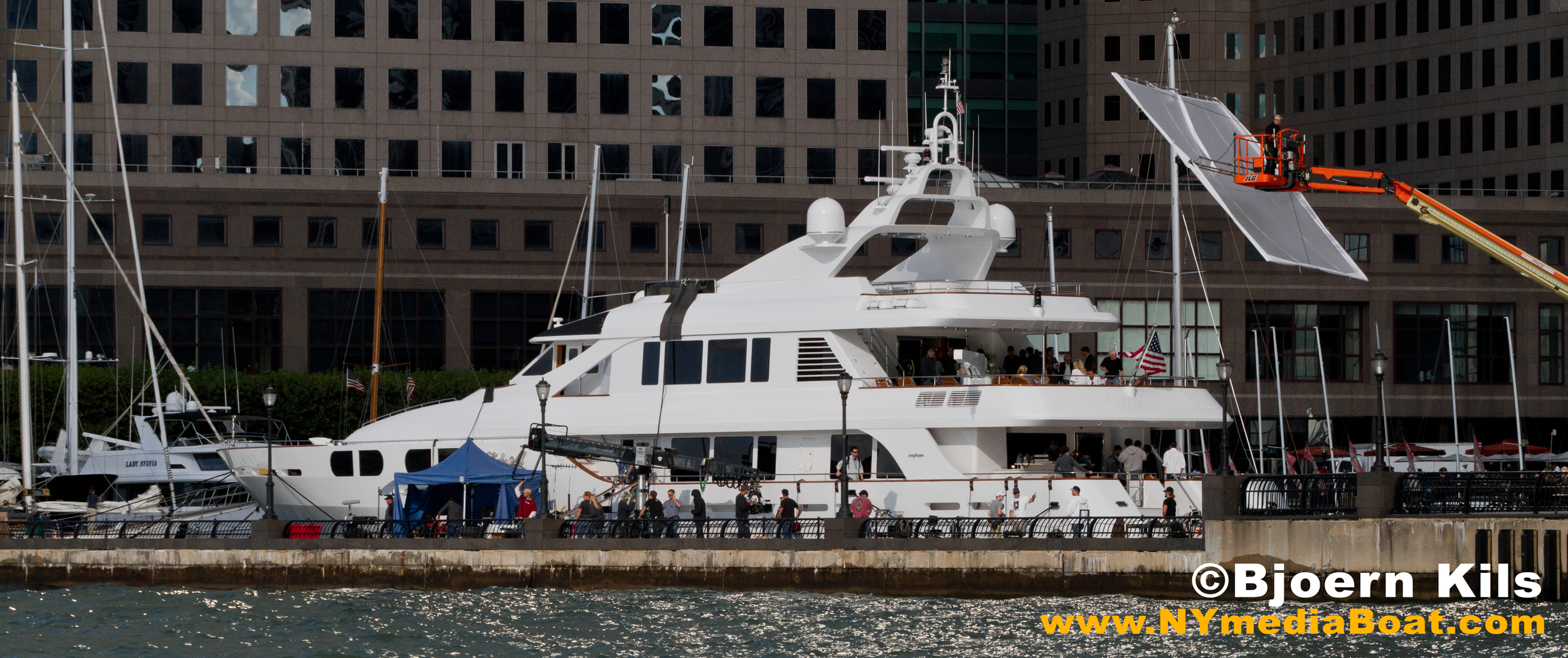 20120924_NYmediaBoat_Leonardo_DiCaprio-1547_kils.jpg