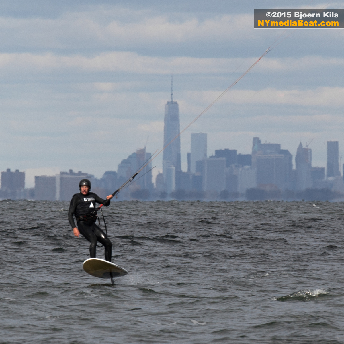 20151017_NYMB_kiteboard_foilrace-7739_1200bk.jpg