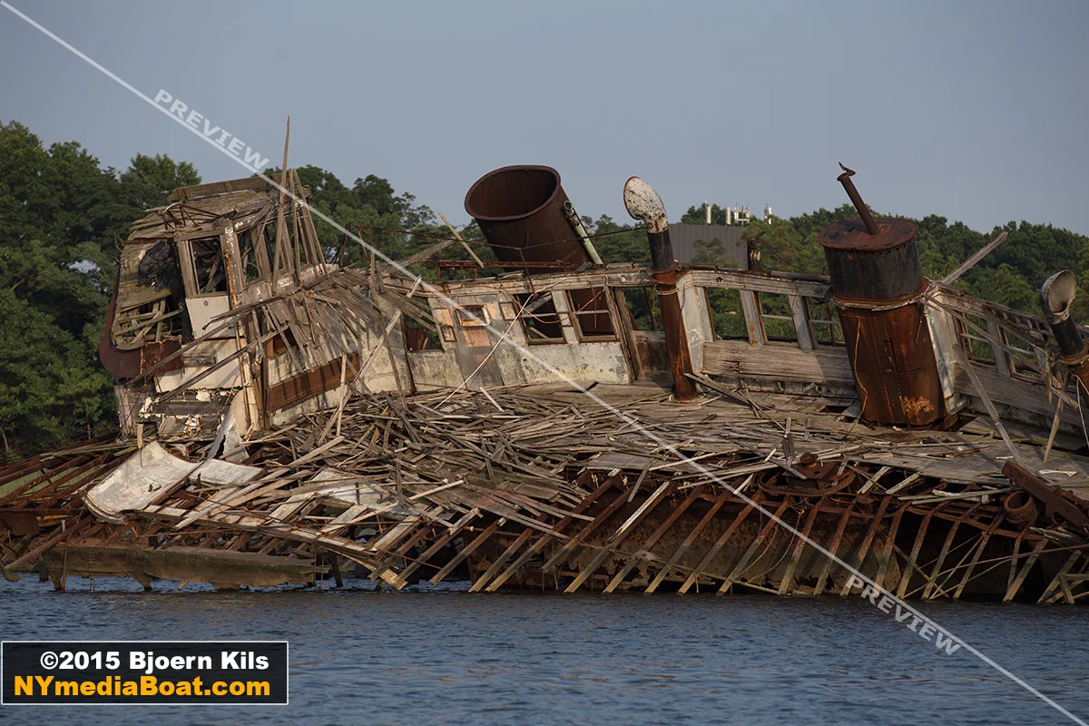 2015_BjoernKils_Wrecks_of_NewYork-4967_120.jpg
