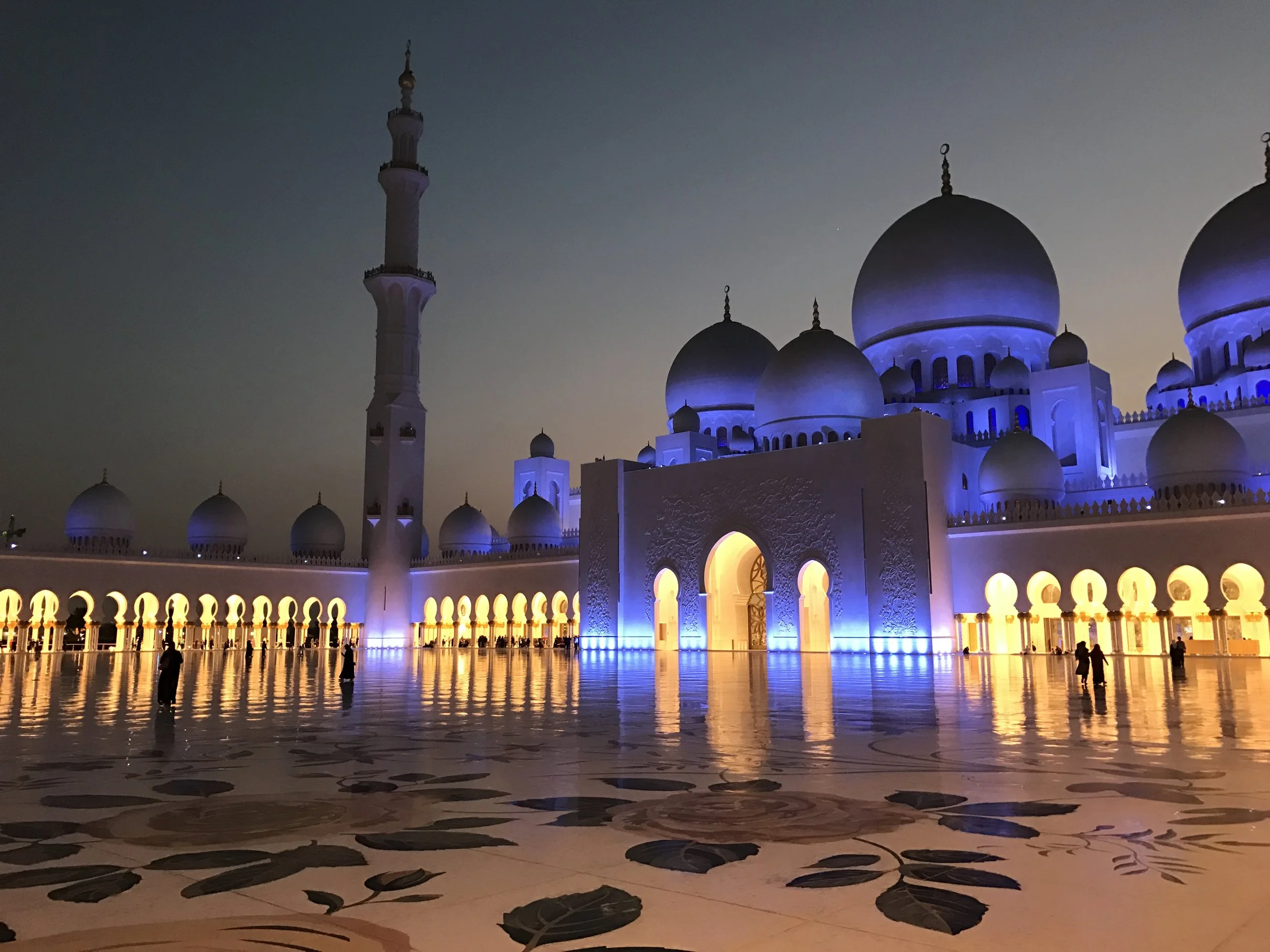 6 Ways I Prepare to Travel Abroad