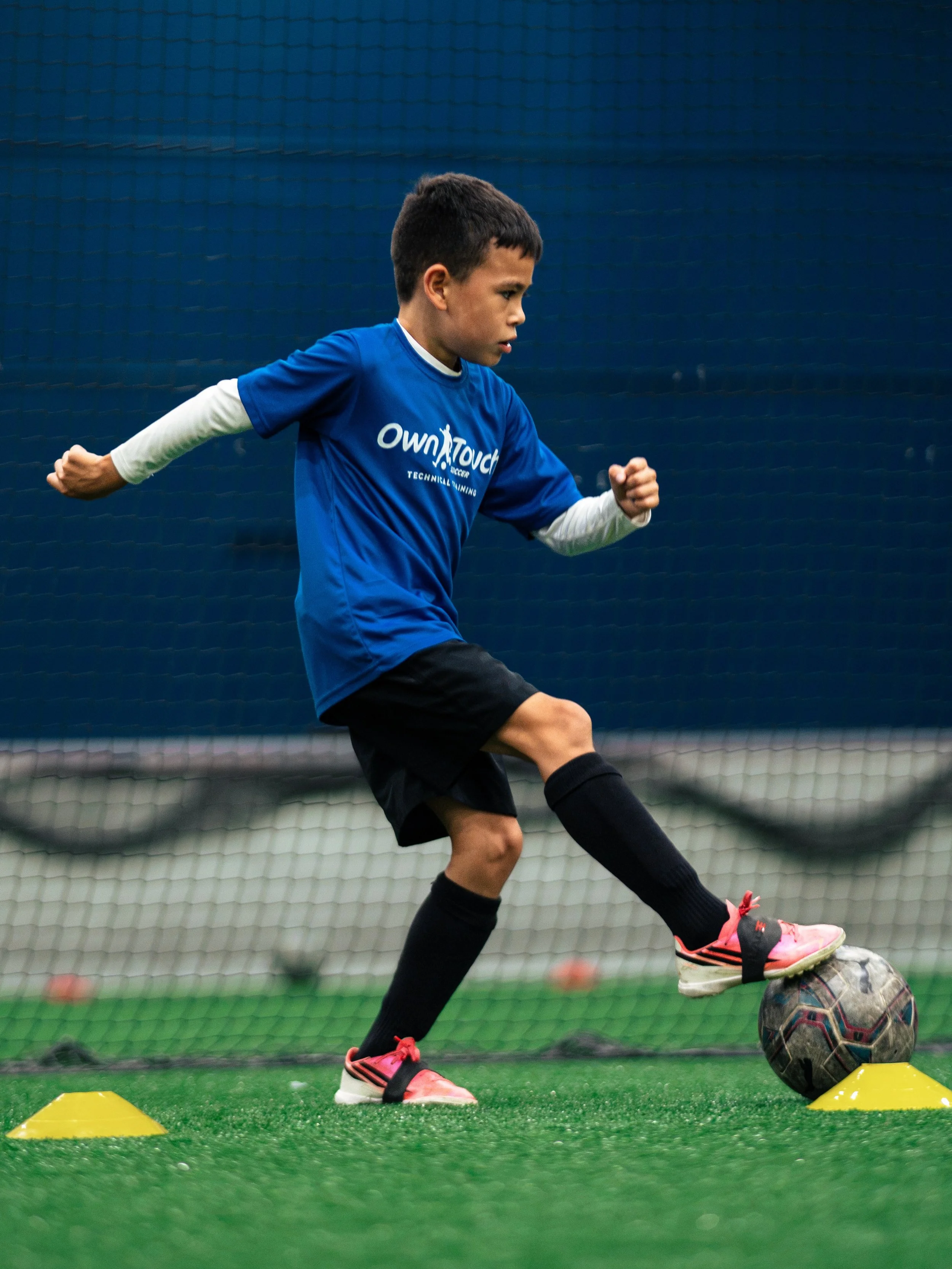 Every player has their own game to develop.

Each session gives our Mentees the touches, challenges and guidance to keep improving.

Work with purpose. Play with confidence!

#theownotouchway