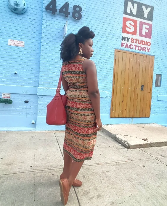 Queen Adwoa's Closet retro vs. vintage 5.jpg