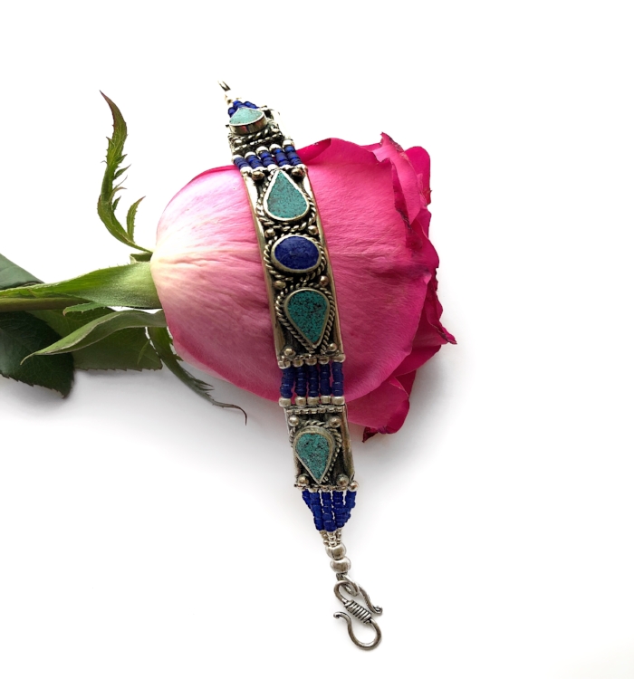 Queen Adwoa's Clsoet Qatari Lapis Bracelet 2.JPG