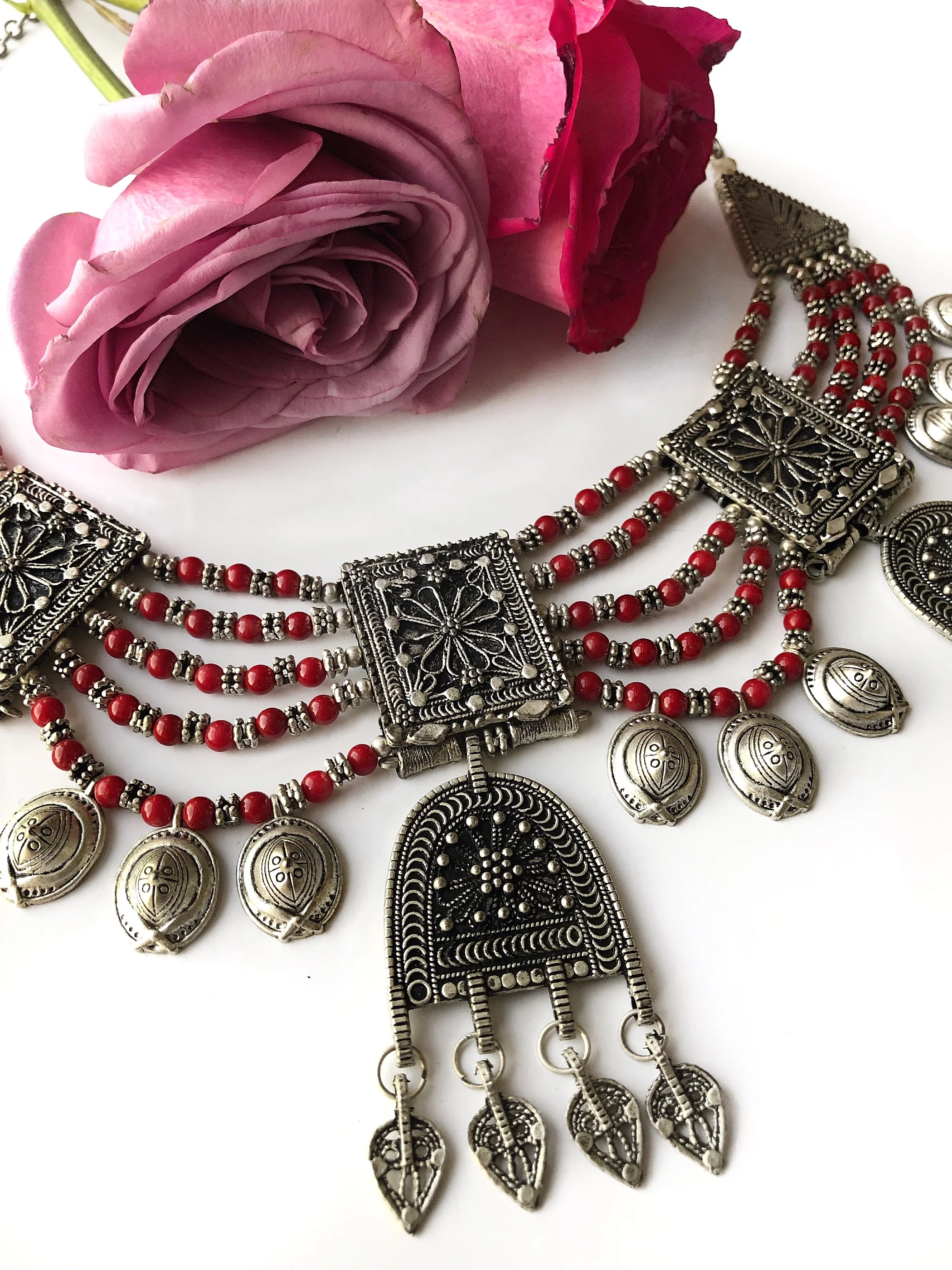 Buy Coral Bedouin Necklace from Qatar