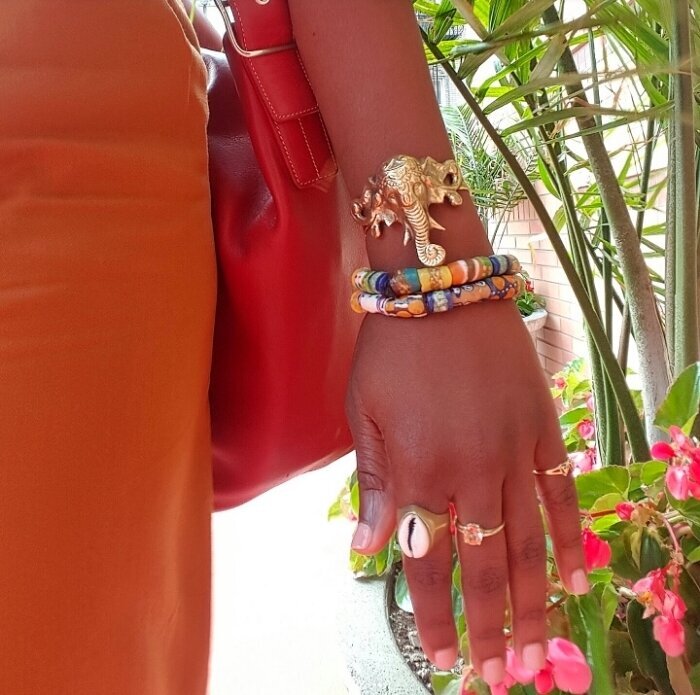 Queen Adwoa's Closet Extra Large Glass Bead Bracelet
