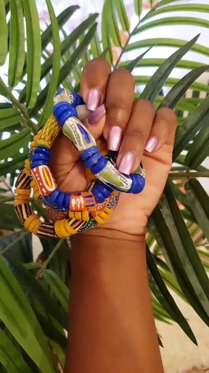 Queen Adwoa's Closet Extra Large Glass Bead Bracelet