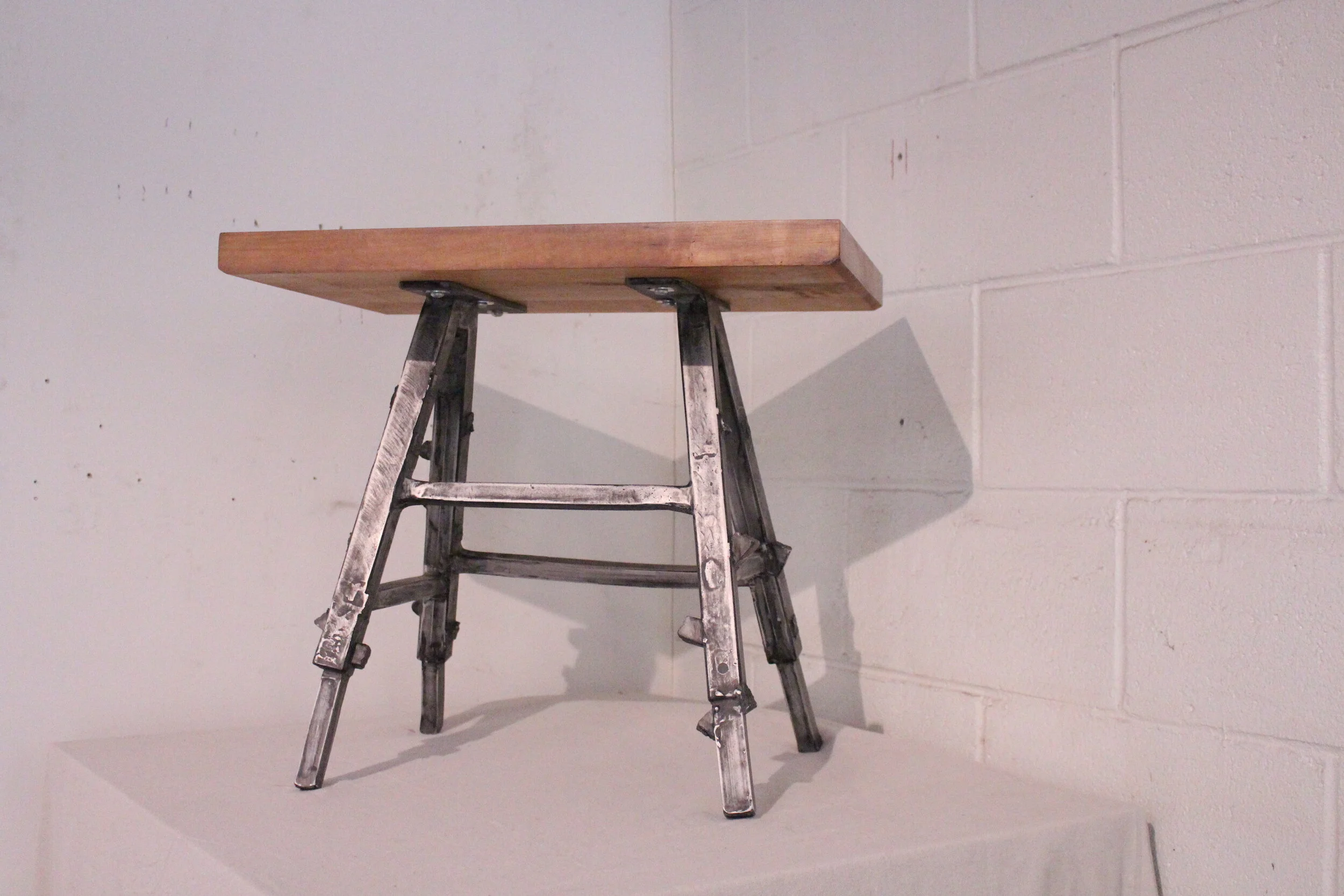 12gate table.JPG