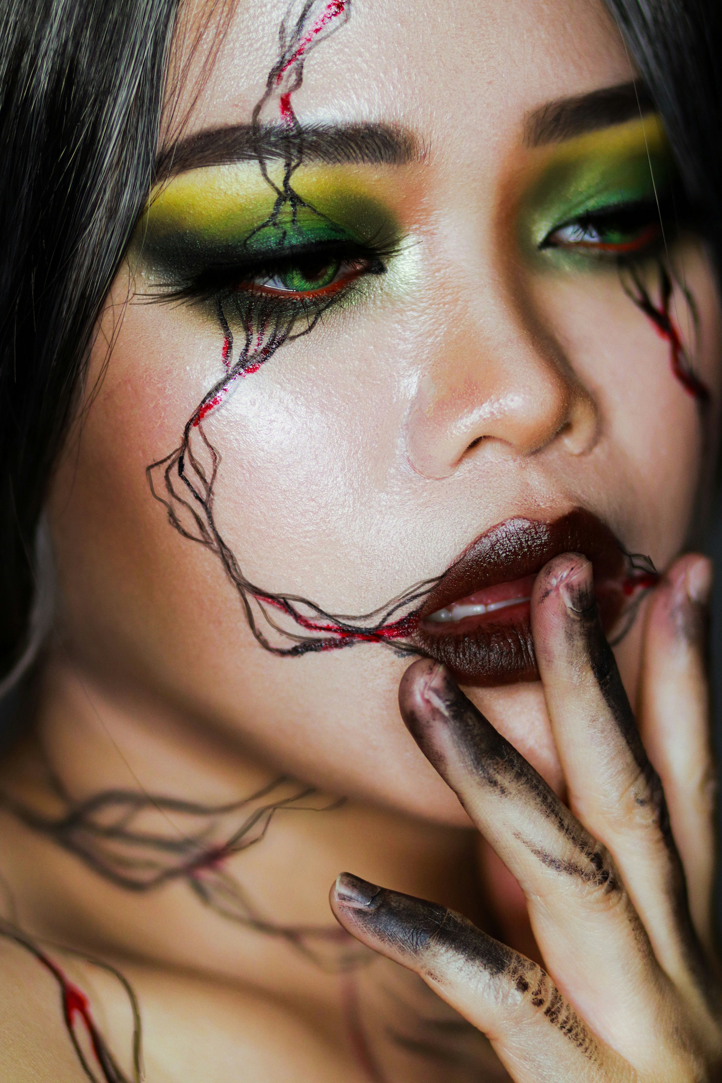Spooky Season Safety: Makeup Do’s and Don’ts with Lash Extensions