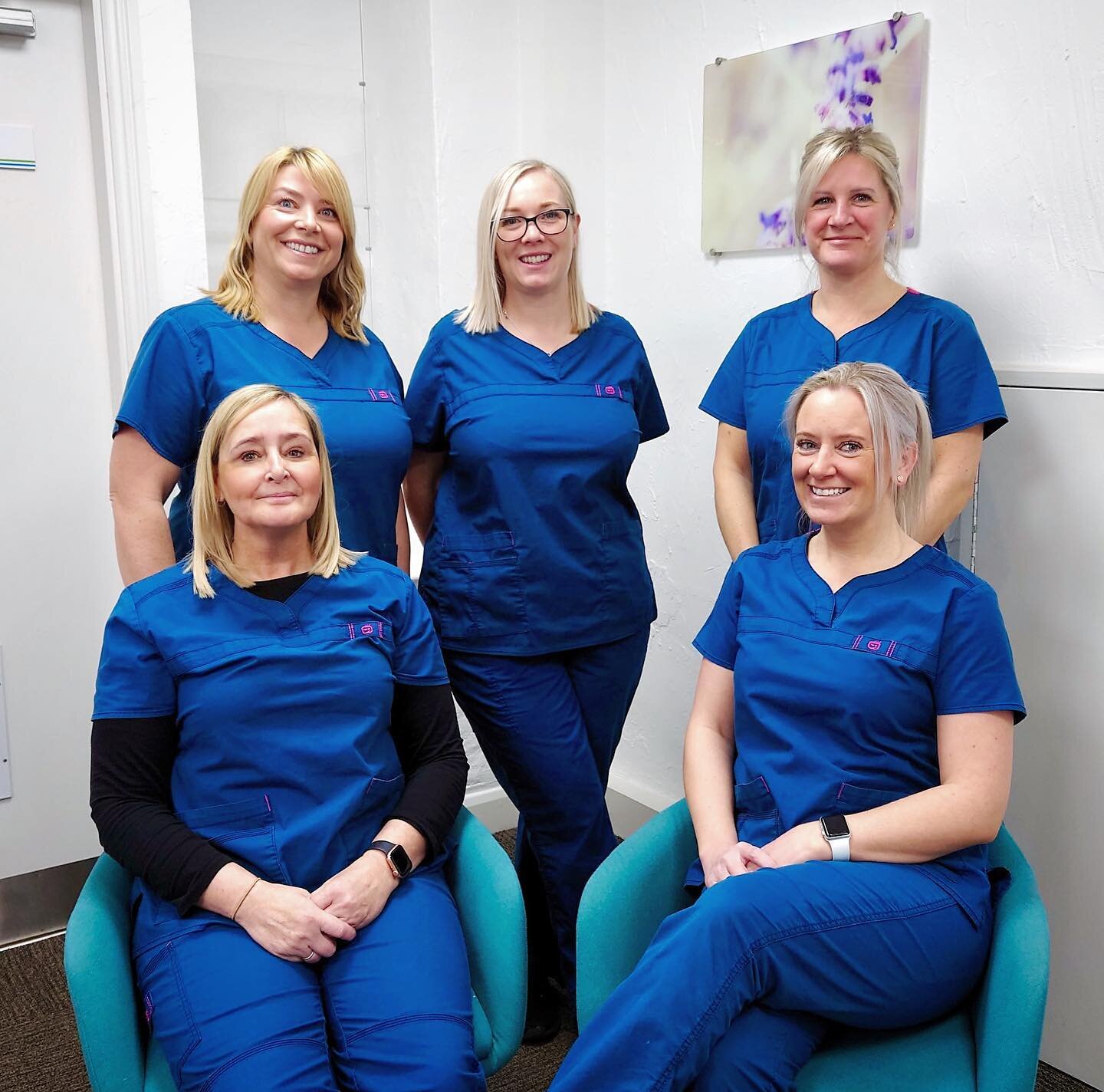 Team Thursday. Our ever professional &amp; helpful team ready to support you and our dentists. 
Gill, Claire, Emma, Leanne &amp; Sam don&rsquo;t just look good 😎

#dentalteamwork #dentalteam #dentalnurse #dentalnurses  #dcp #denplan @denplan #happys