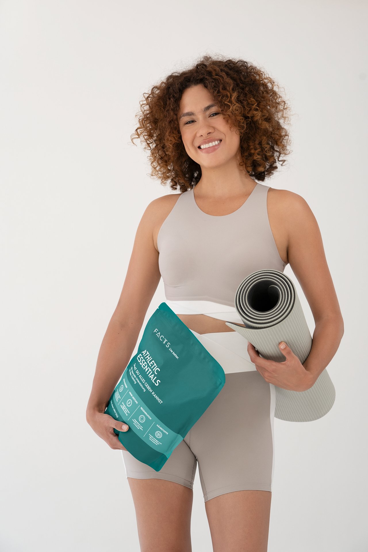 Facts and Supps_Julia Malinowska Photographer_web00031.jpg