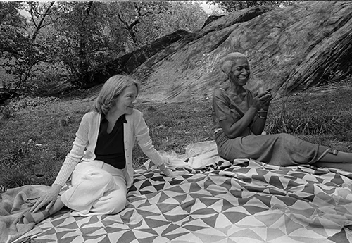 Picnic in Central Park, 1974. Edna hosting a picnic in Central Park with friends and family, including her editor, Judith Jones.