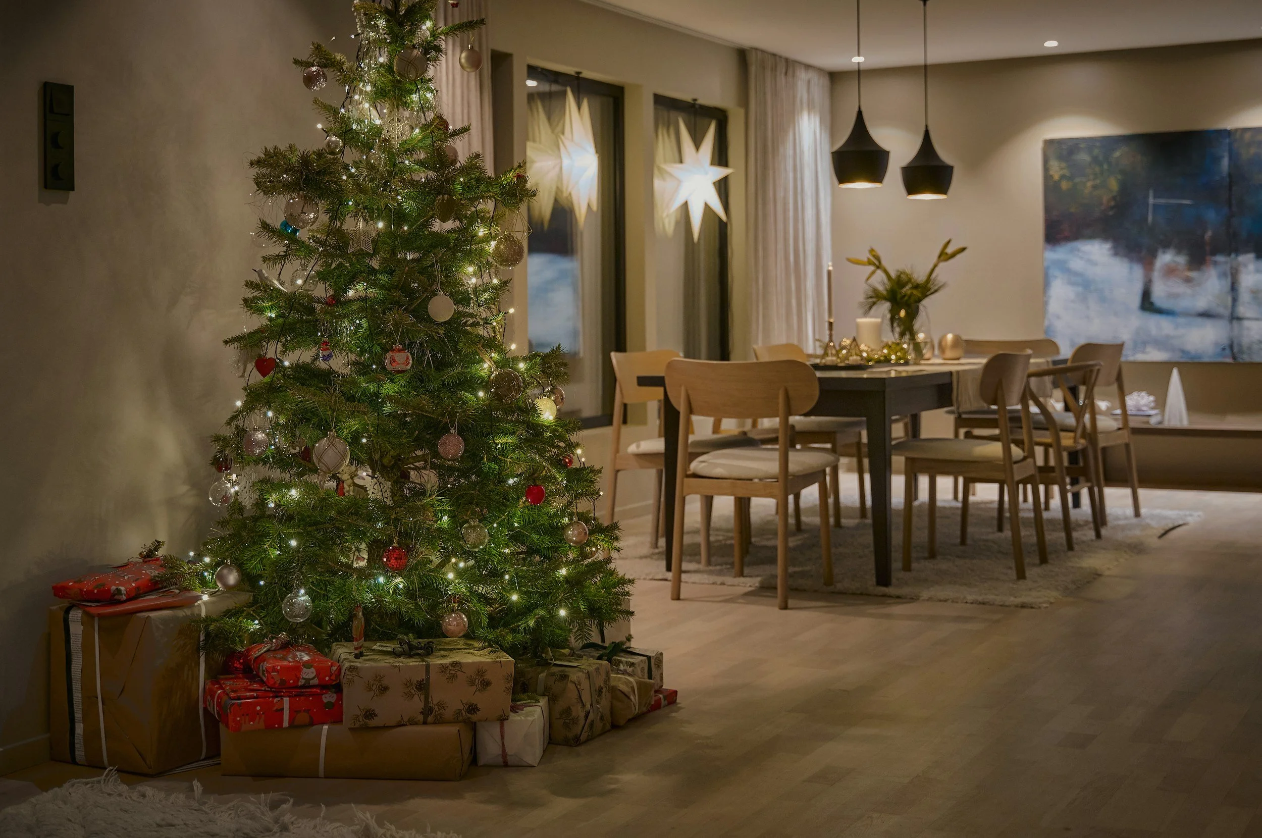 How to Make Your Home Calm This Christmas, According to Wellness Experts