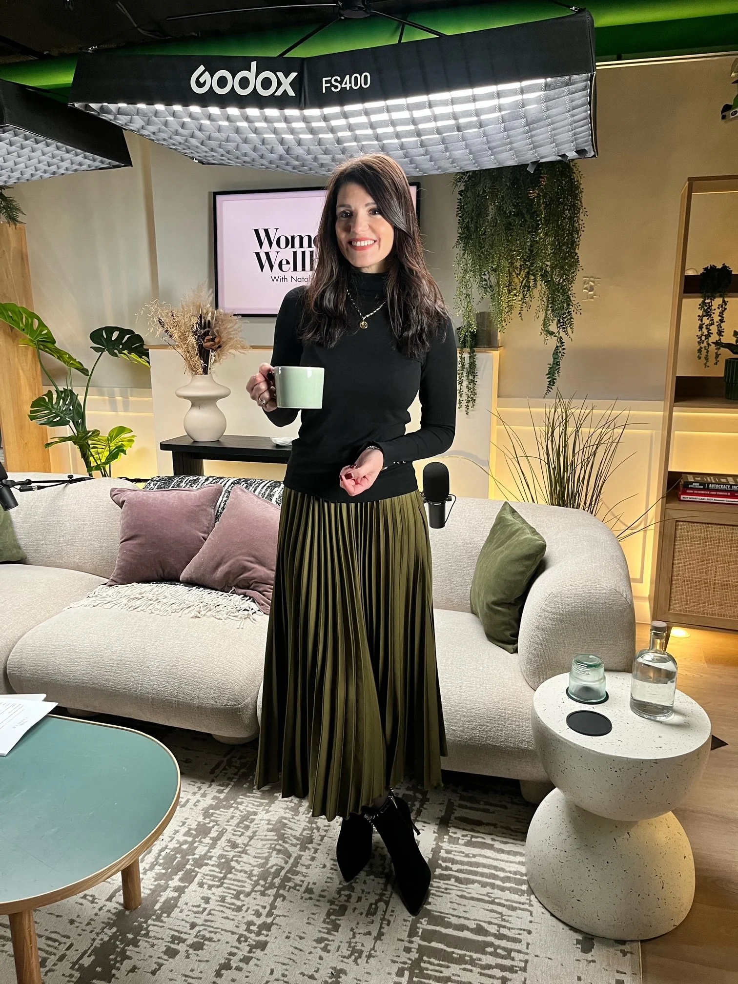 The Juggle Struggle, New Reads &amp; Money Matters