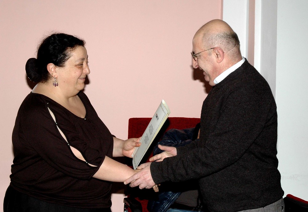 19.Margarit Piliposyan giving certificates to ANSEF 2014 awardees (4).JPG