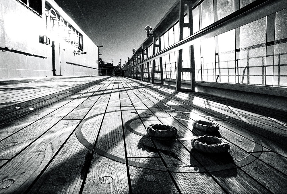 deck-quoits.jpg