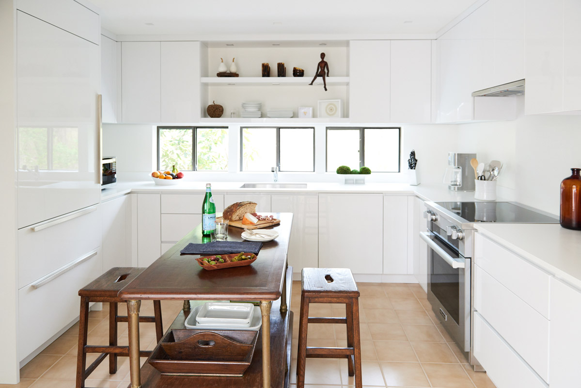 Hampton_Design_Southampton_Kitchen_Spring_Pond_06.jpg