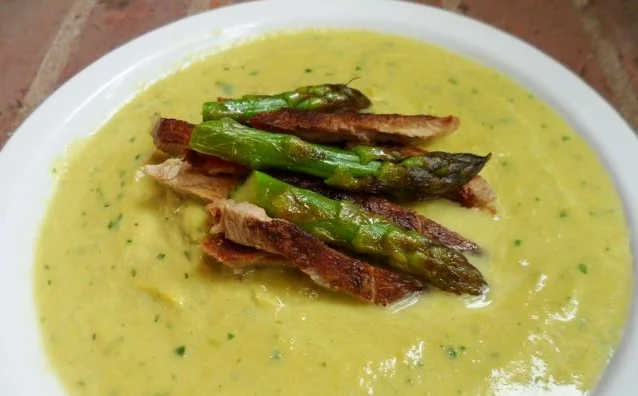 Creamy Asparagus Soup