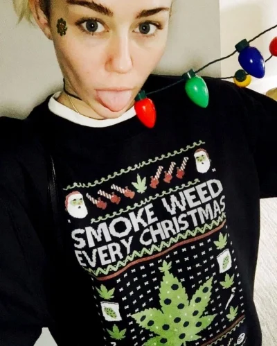 Instagram @mileycyrus