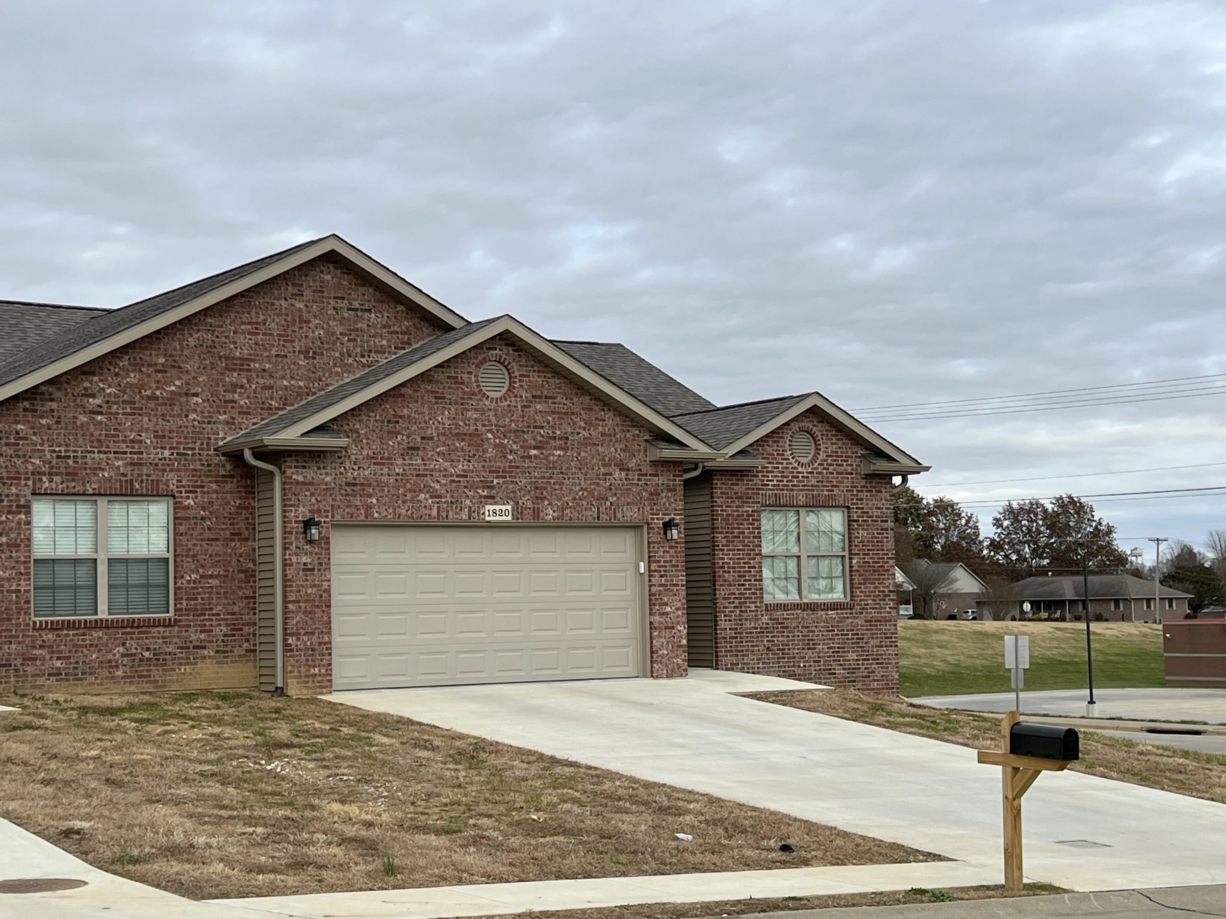 1820 Lewis Dr, Jackson, MO 63755 - $1,850