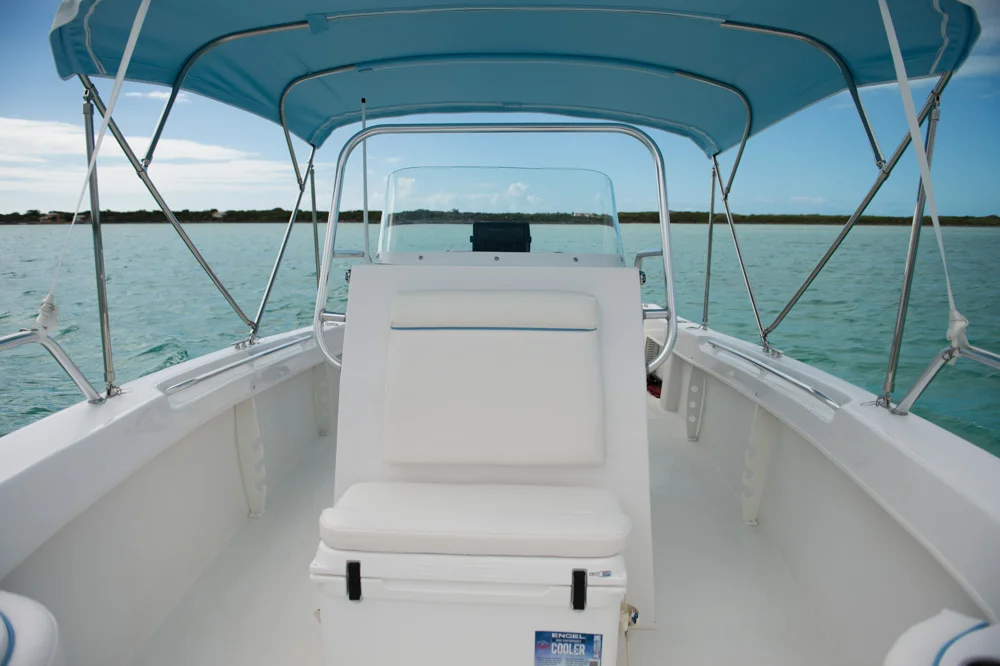 twinvee-power-catamarans-260-exuma-8.jpg