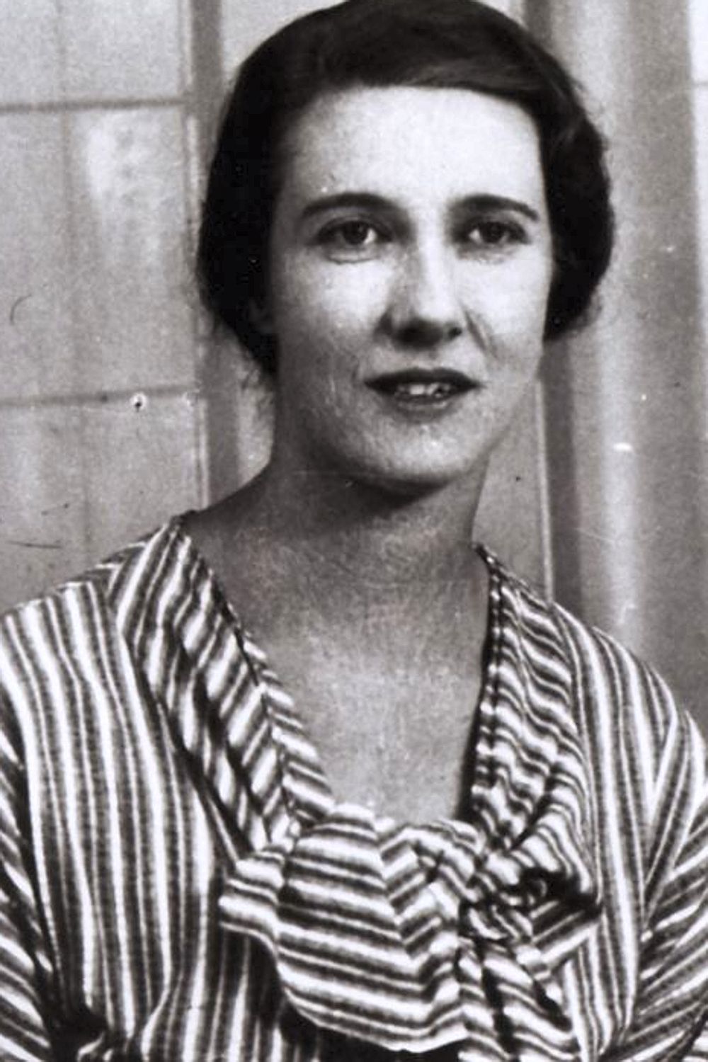 Mary Elmes in the 1940s.jpg