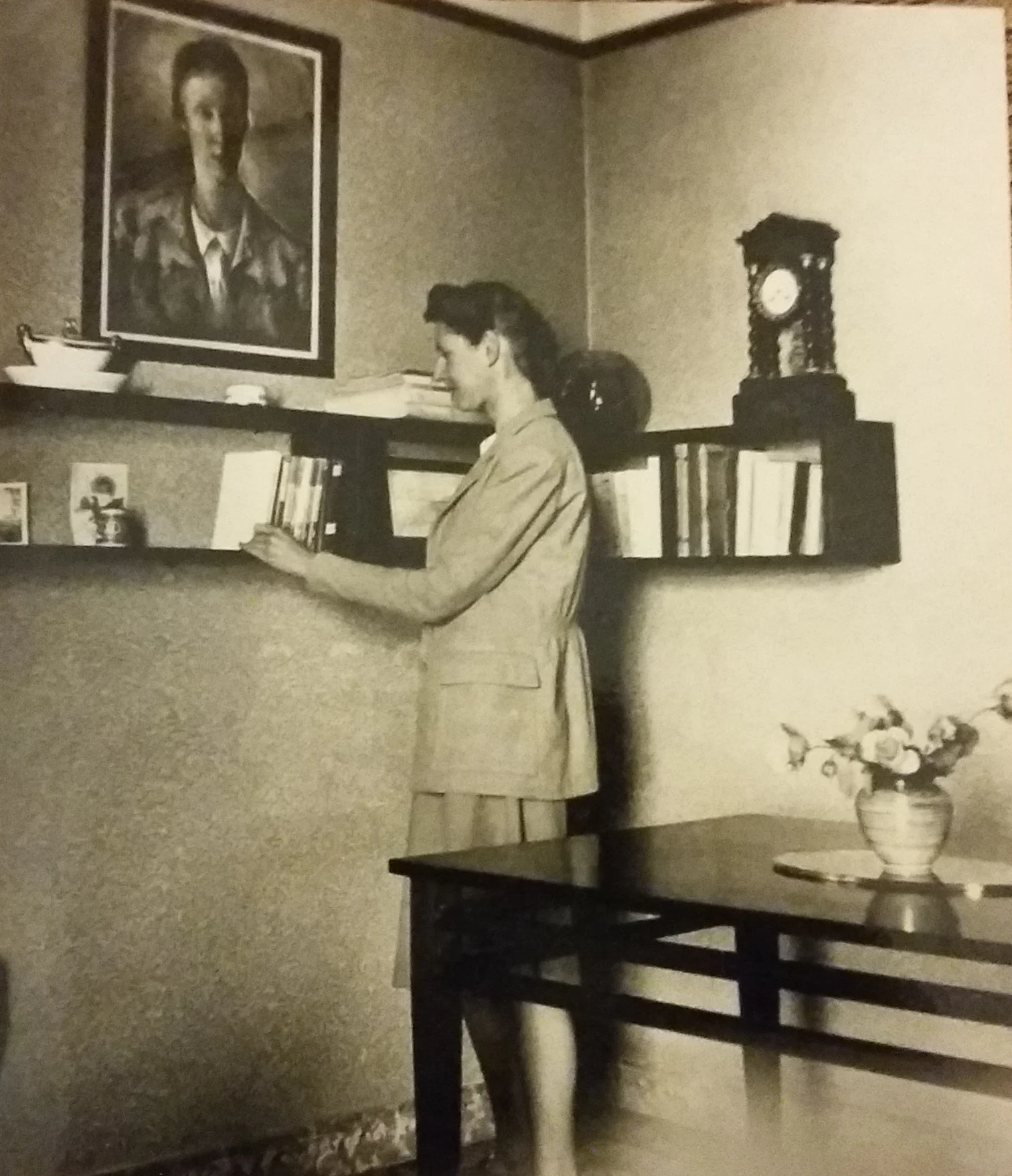 Mary in her flat in Perpignan.jpg