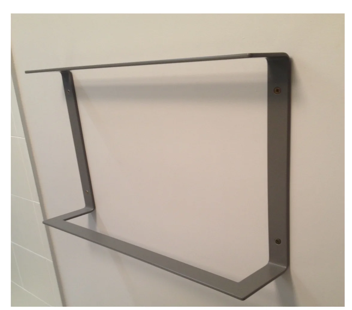 Porte -serviette vide.jpg