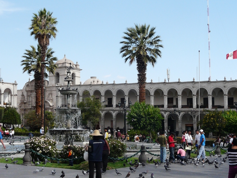 Arequipa & Colca Canyon 4D - Plaza de Armas.JPG