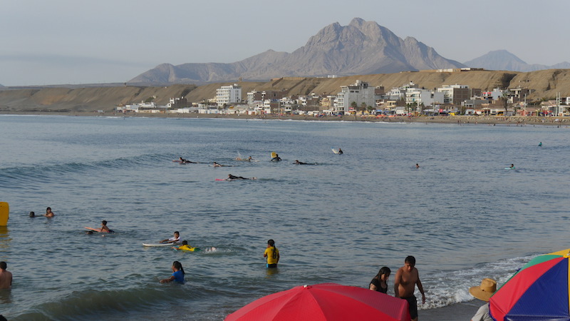 Huanchaco, La Libertad - Surfers.JPG