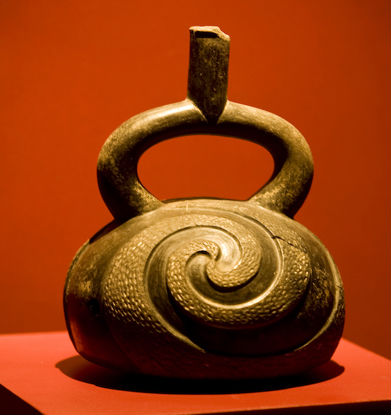 Chiclayo - Trujillo - Sipan Royal Tombs Museum Pottery.jpg