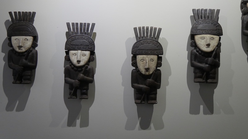 Chiclayo - Trujillo - Chan Chan Site Museum Figures.JPG